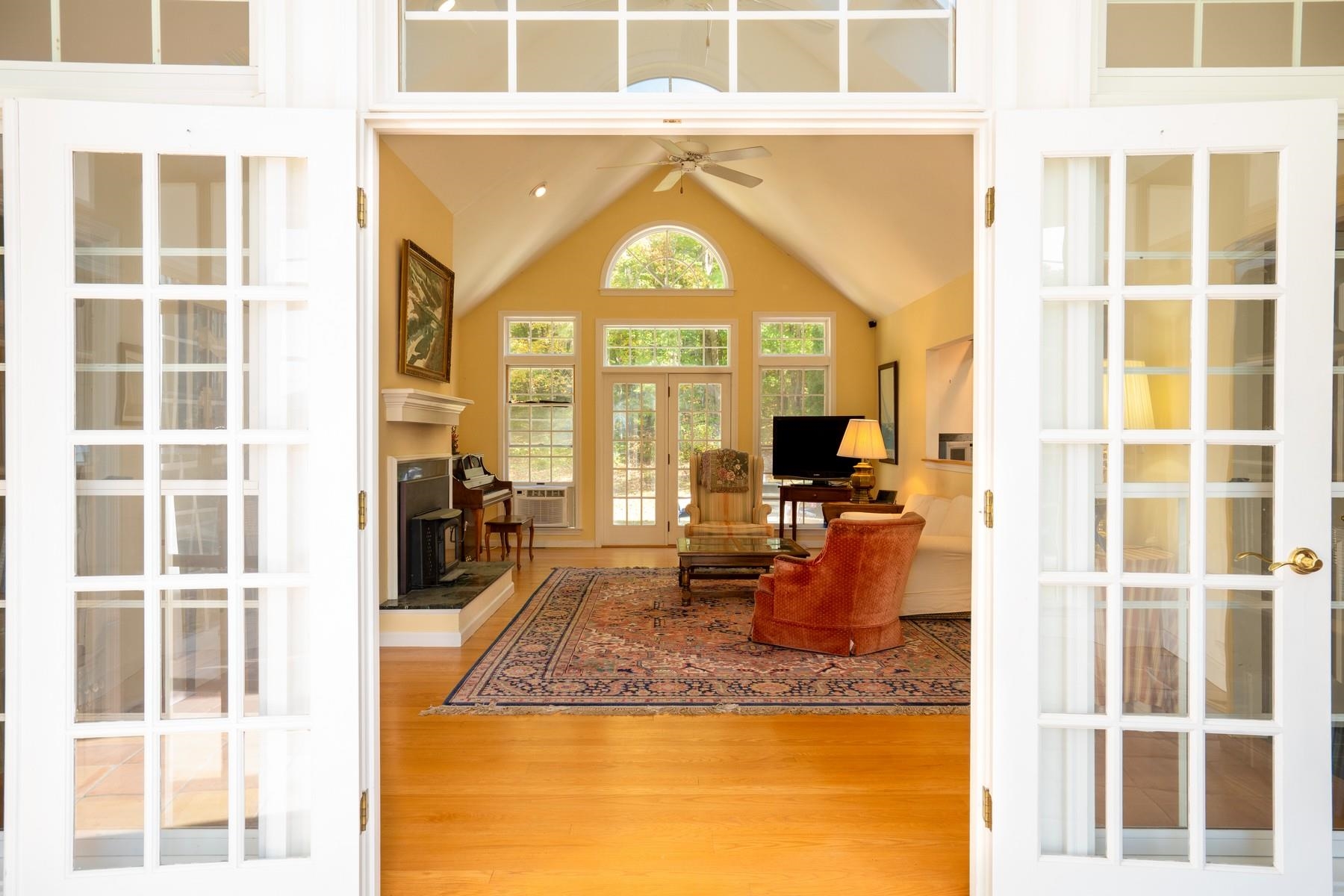 389 Wilcox Road Arlington, VT 05250 - Photo 4 of 24 Gallery Image 4