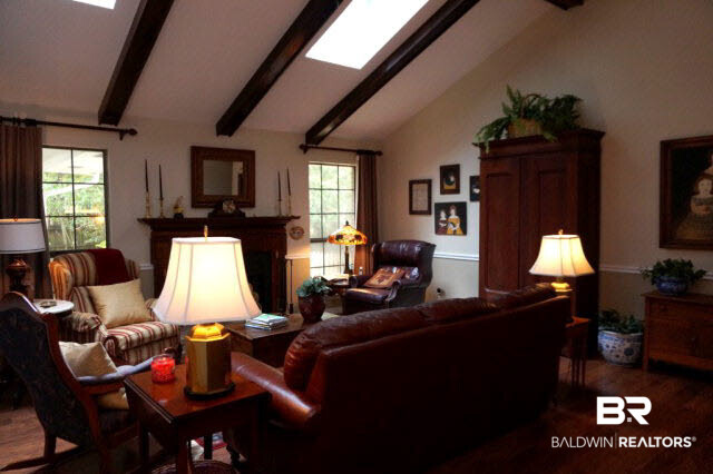 500 Oak Ridge Court West Daphne, AL 36526 - Photo 7 of 24 Greatroom has soaring vaulted ceiling with skylights