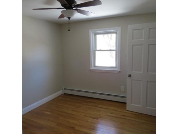 6 Lower Road, Unit B Plaistow, NH 03865 - Photo 8 of 15 Gallery Image 8