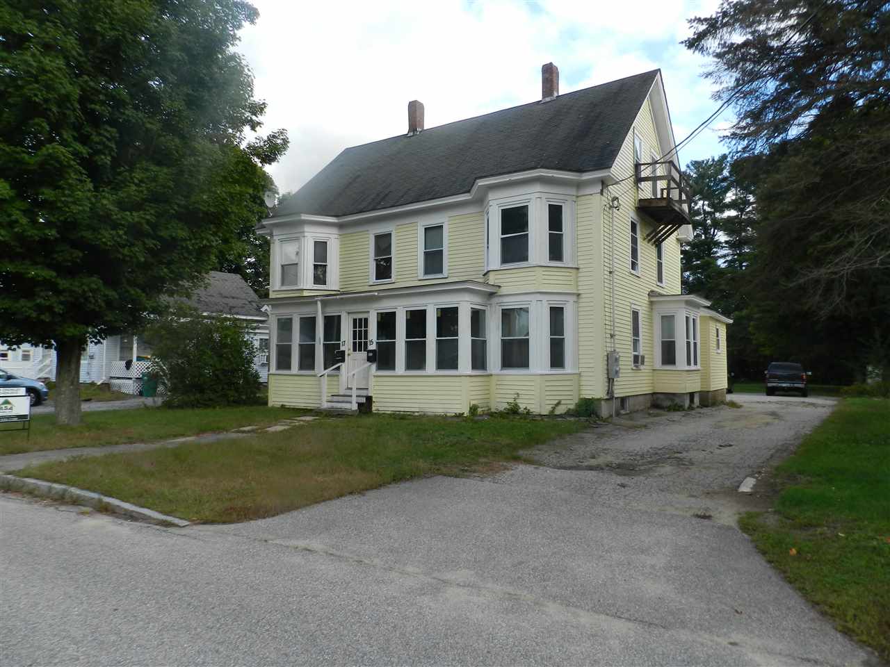 15-17 Green Street Rochester, NH 03868 - Photo 1 of 18