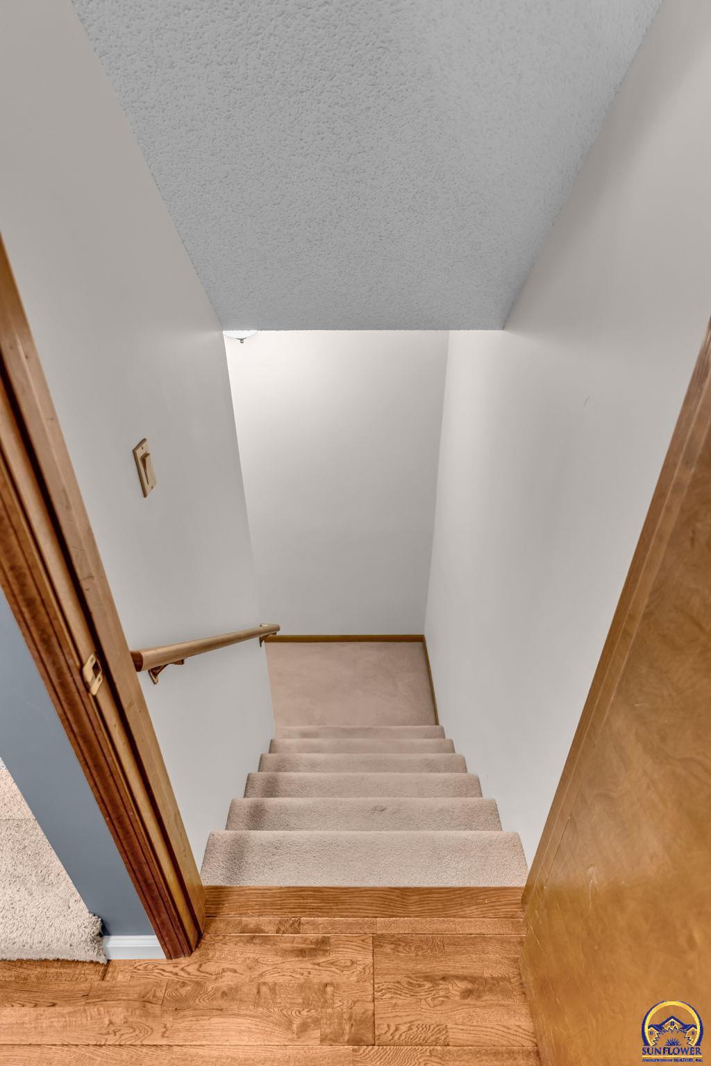 5608 Southwest 34th Terrace Topeka, KS 66614 - Photo 28 of 37