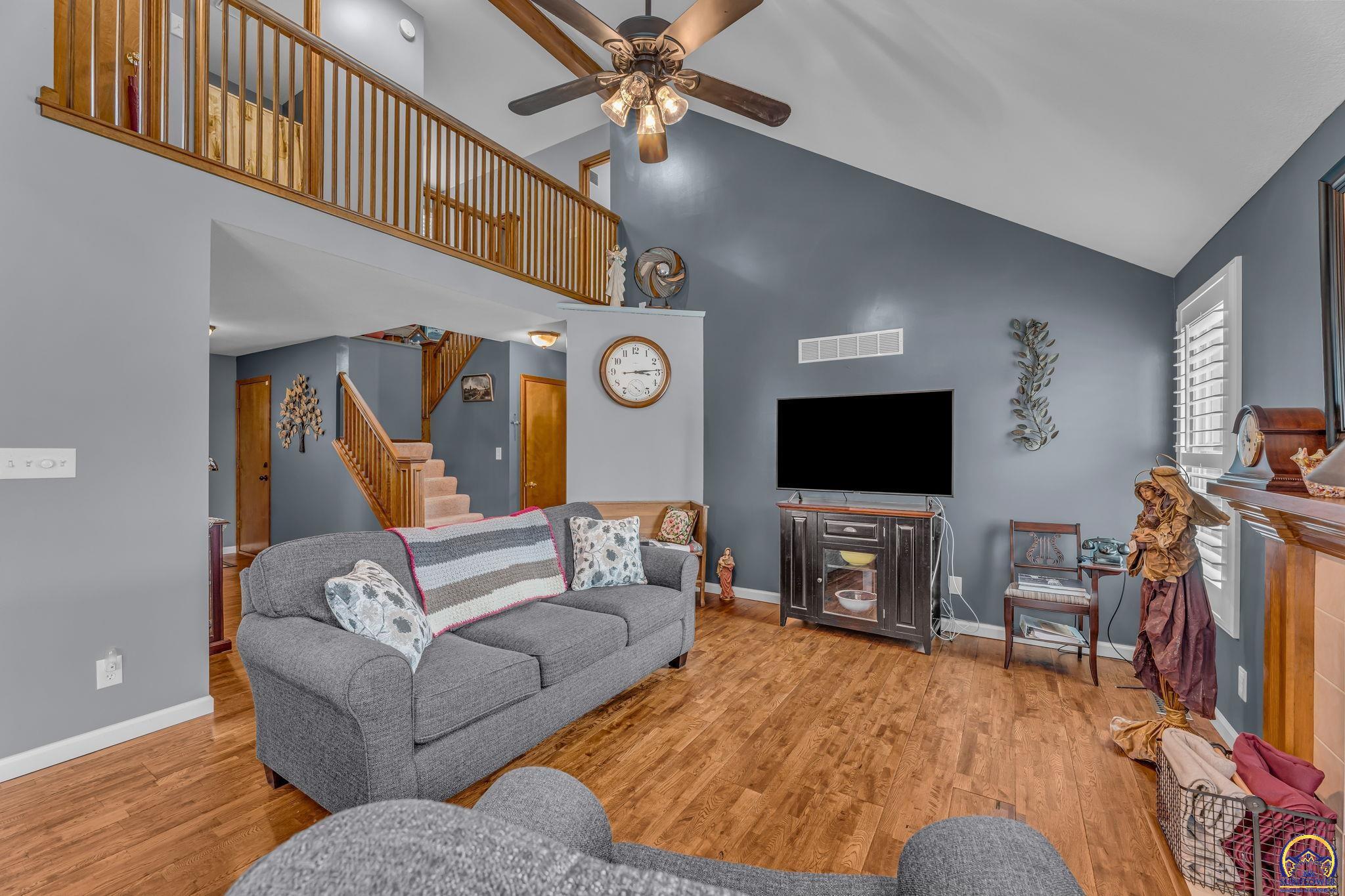 5608 Southwest 34th Terrace Topeka, KS 66614 - Photo 6 of 37