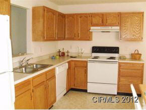1018 Springwater Road Kokomo, IN 46902 - Photo 3 of 10