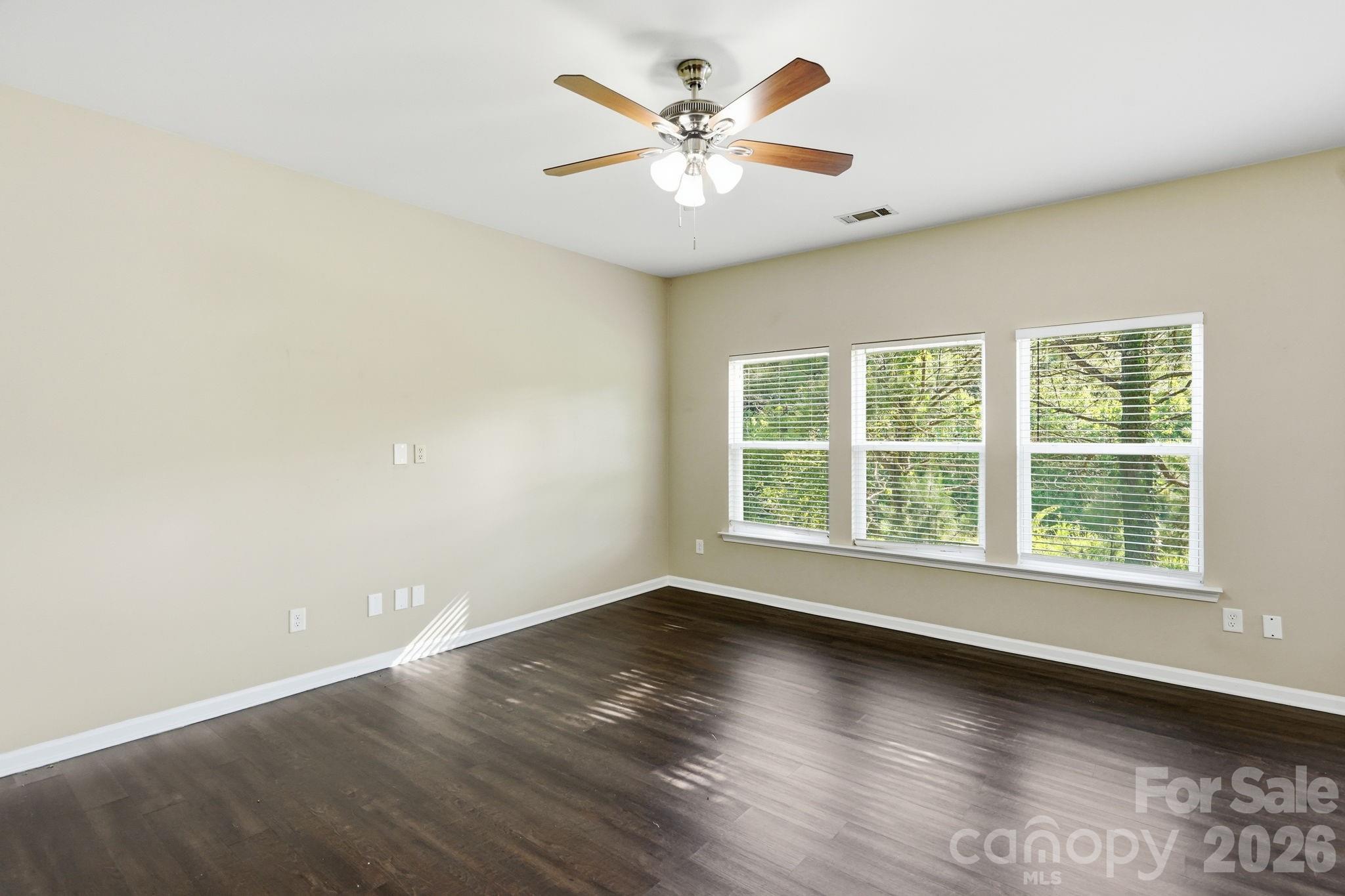 9237 Seamill Road Charlotte, NC 28278 - Photo 14 of 35 Gallery Image 14