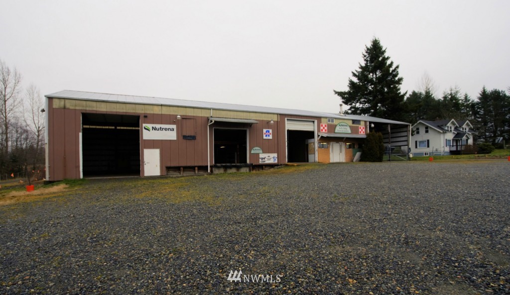 366 Kelly Road Bellingham, WA 98226 - Photo 2 of 25