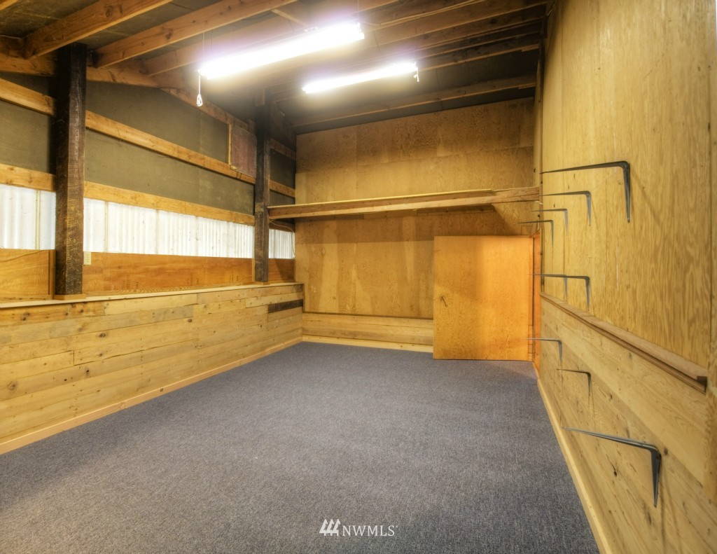 366 Kelly Road Bellingham, WA 98226 - Photo 13 of 25