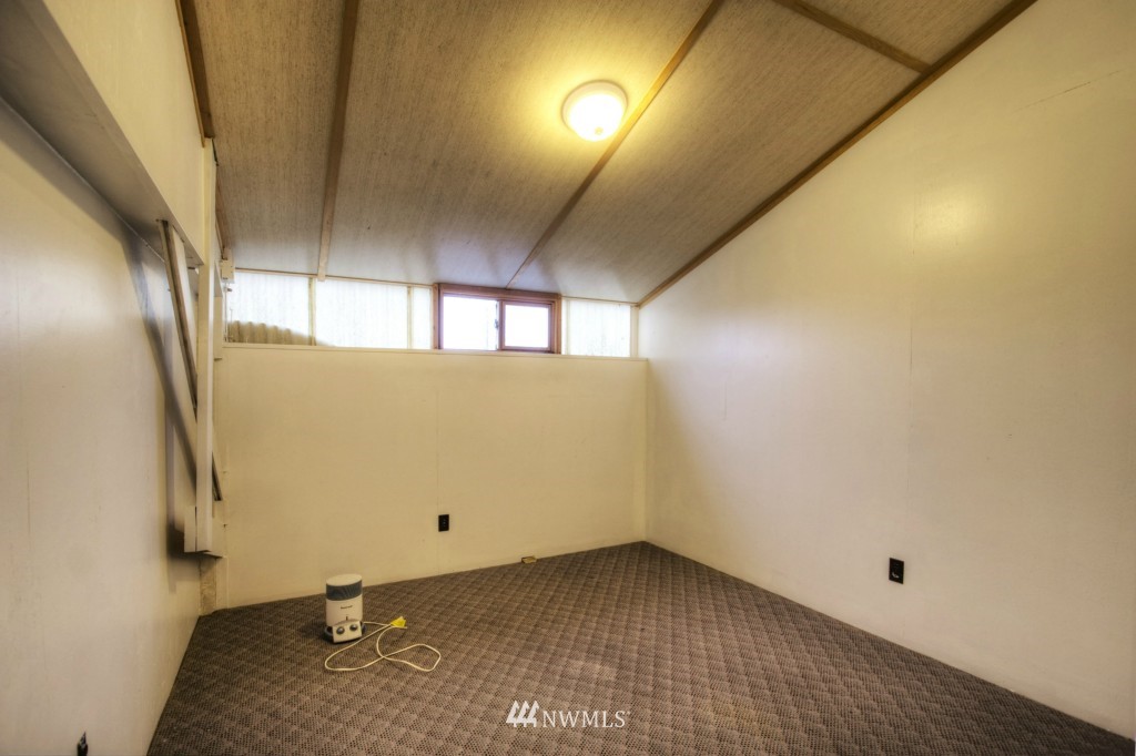 366 Kelly Road Bellingham, WA 98226 - Photo 23 of 25
