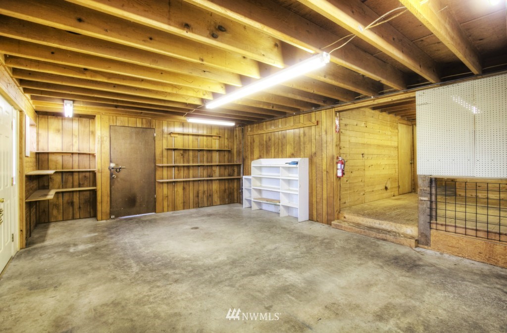 366 Kelly Road Bellingham, WA 98226 - Photo 10 of 25