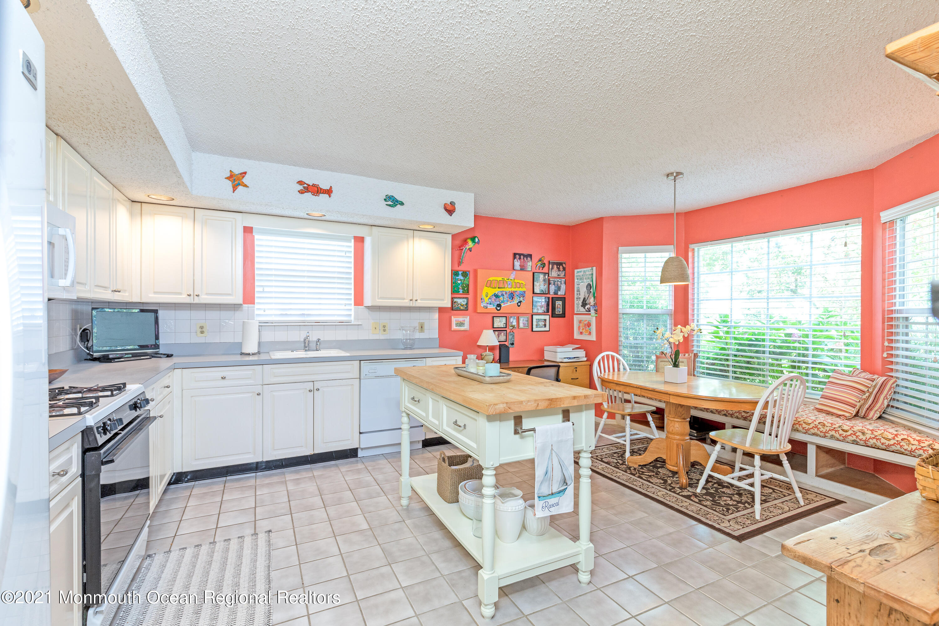 82 Brushy Neck Drive Brick, NJ 08724 - Photo 19 of 40 Kitchen