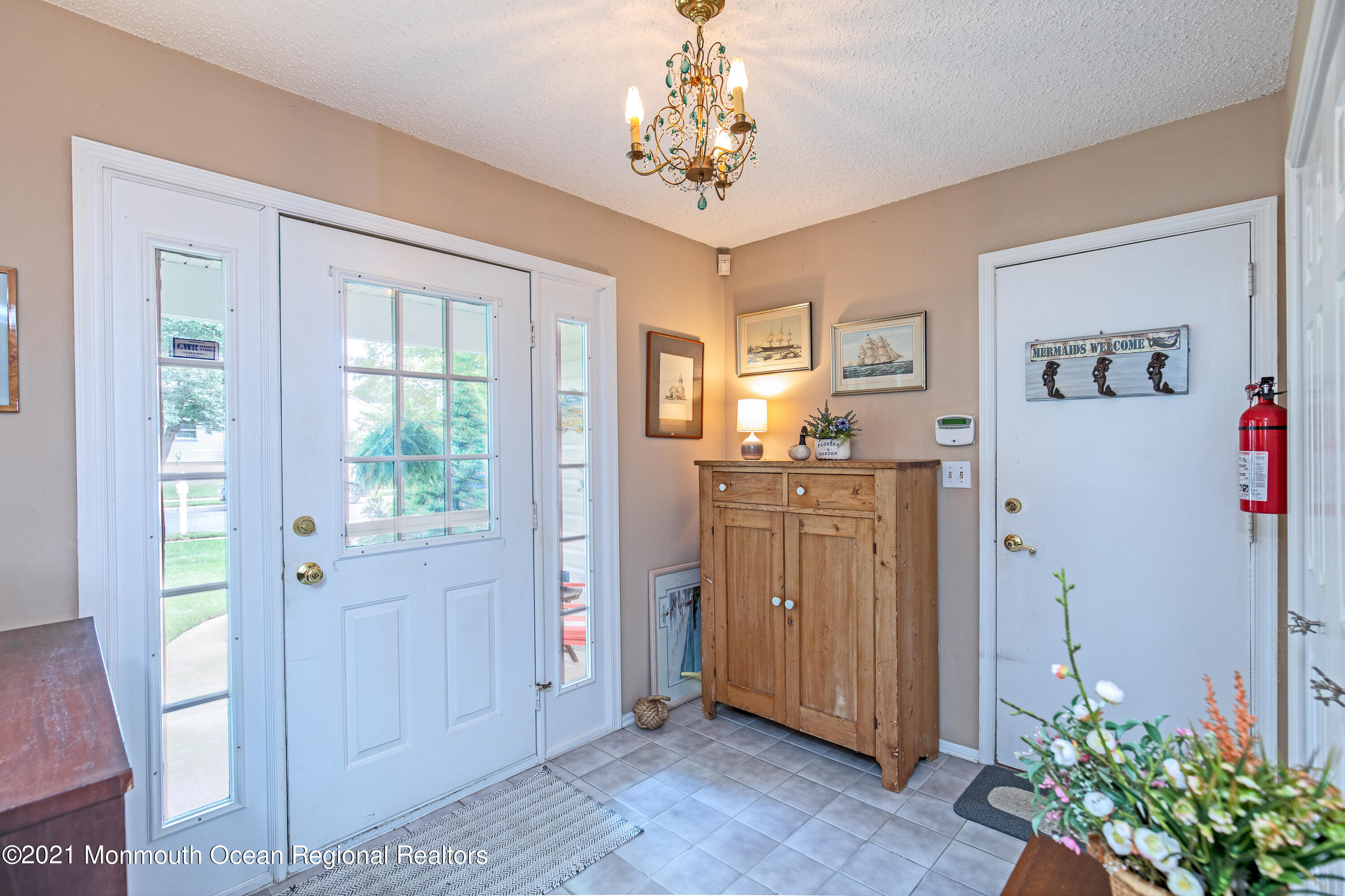 82 Brushy Neck Drive Brick, NJ 08724 - Photo 27 of 40 Foyer