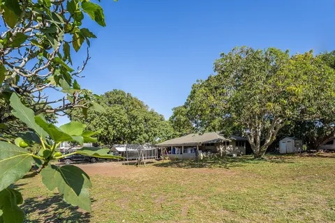 $1,850,000 | 168 Hana Highway, Paia, HI 96779