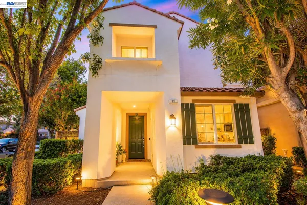 $689,000 | 98 West Atento Lane, Mountain House, CA 95391