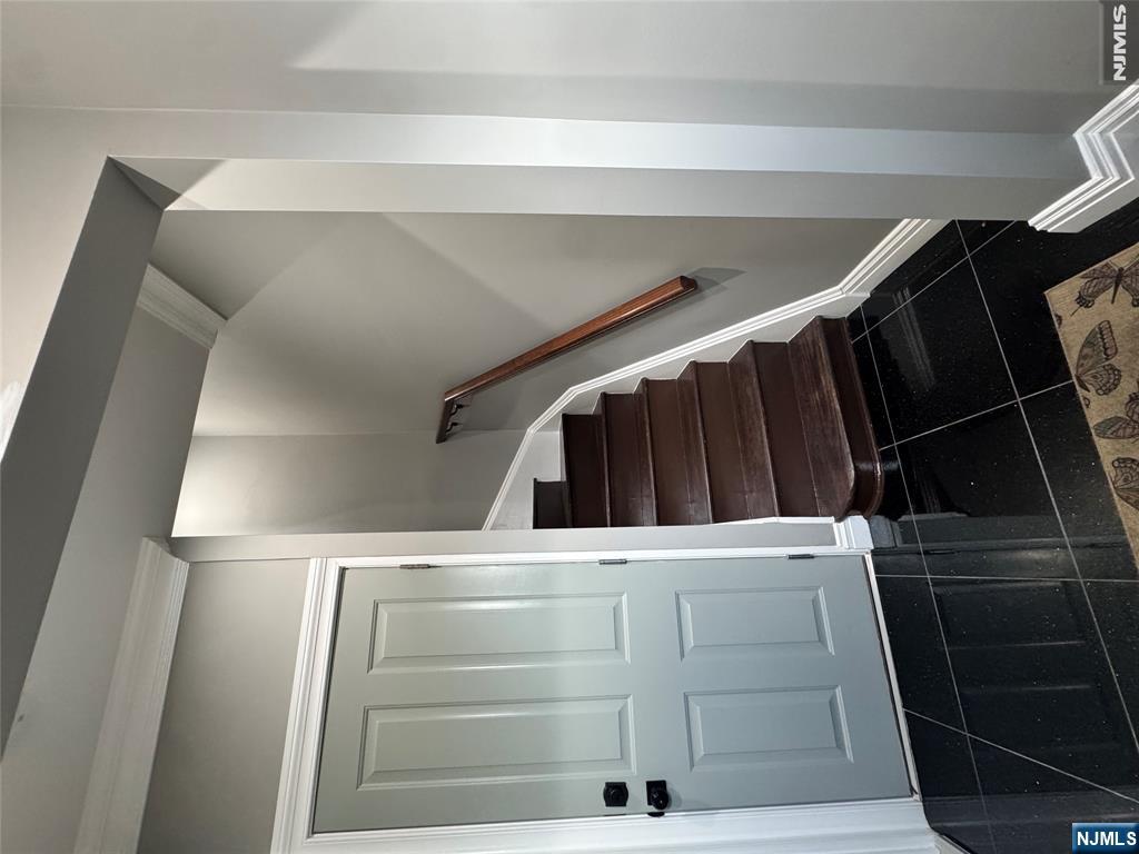 369 Edgewater Road, Unit 1 Cliffside Park, NJ 07010 - Photo 3 of 23 Gallery Image 3