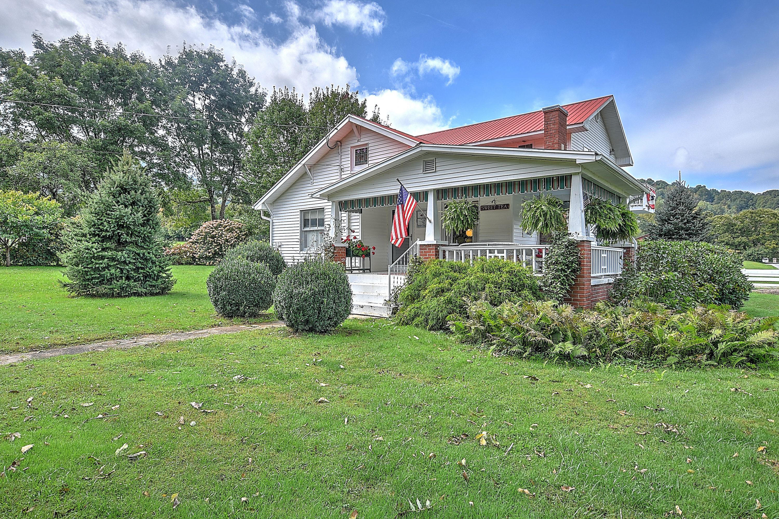 330 Heaton Ridge Road Roan Mountain, TN 37687 - Photo 3 of 93 330 Heaton Ridge-40