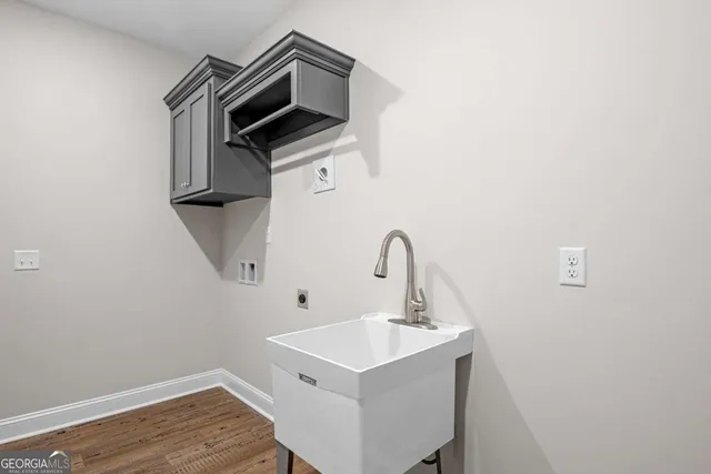 $639,900 | 1139 South T Morris Road Northeast, Ludowici, GA 31316