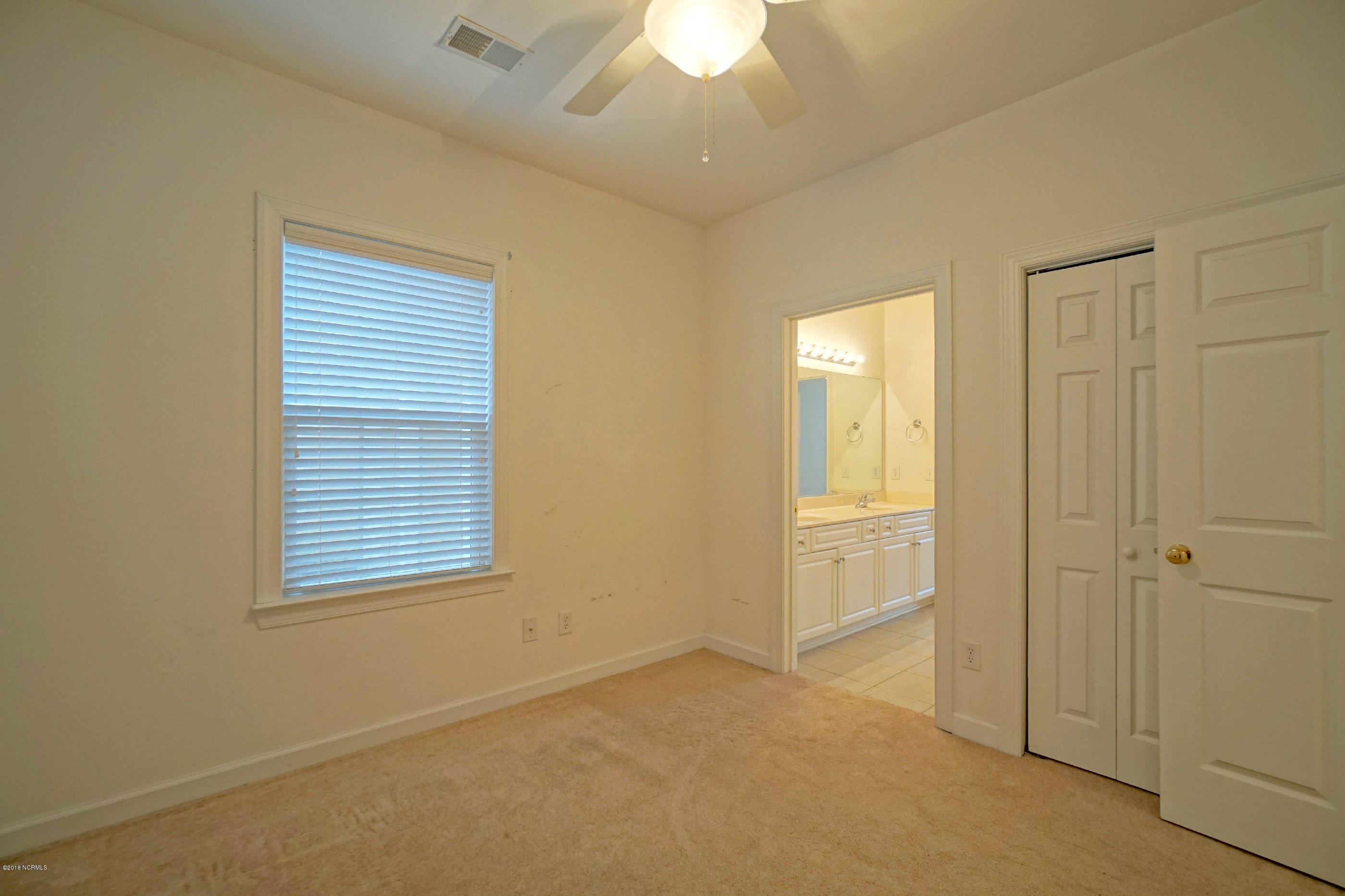 172 Clubhouse Road, Unit 2 Sunset Beach, NC 28468 - Photo 14 of 28 Bed1 b