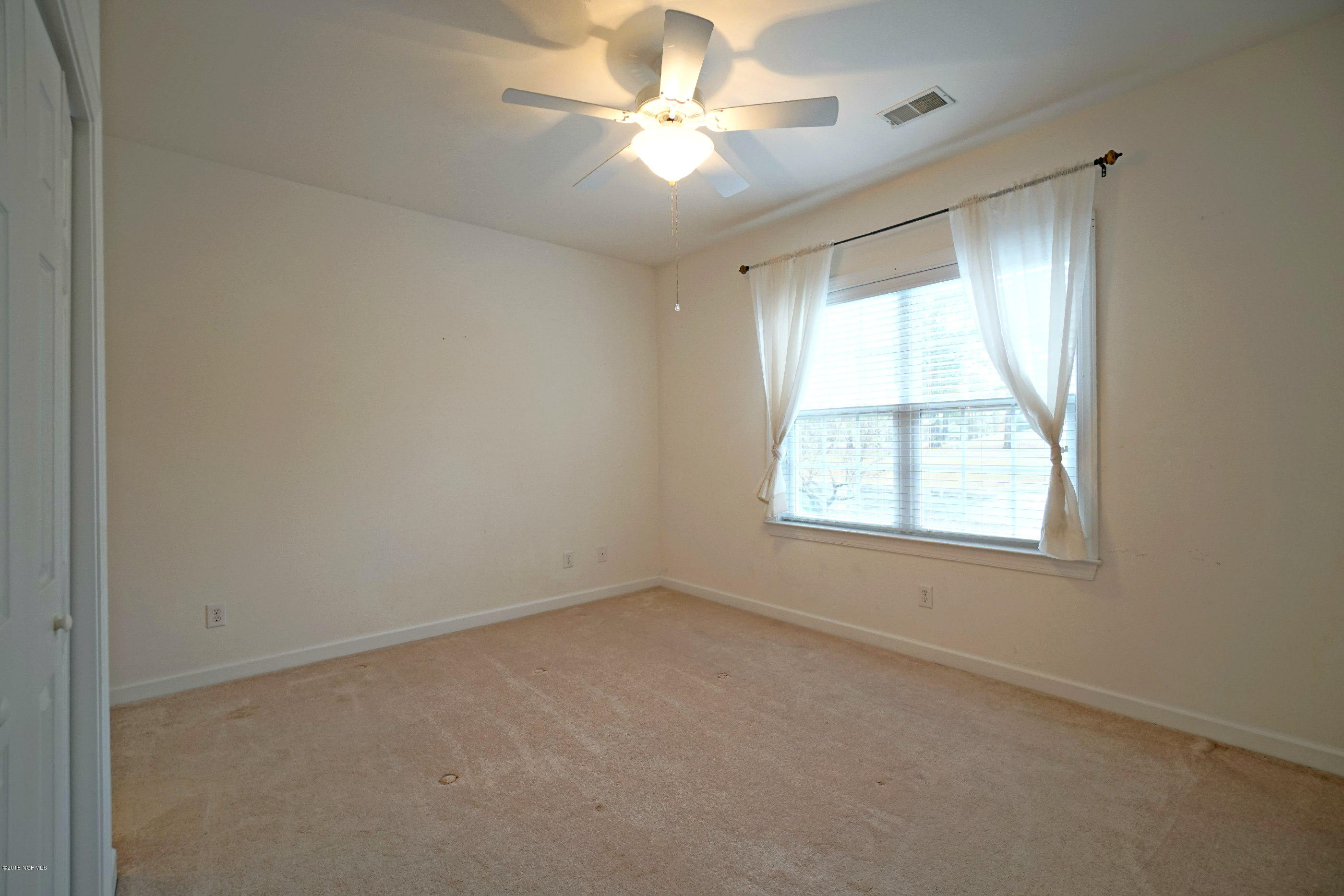 172 Clubhouse Road, Unit 2 Sunset Beach, NC 28468 - Photo 17 of 28 Bed2 a