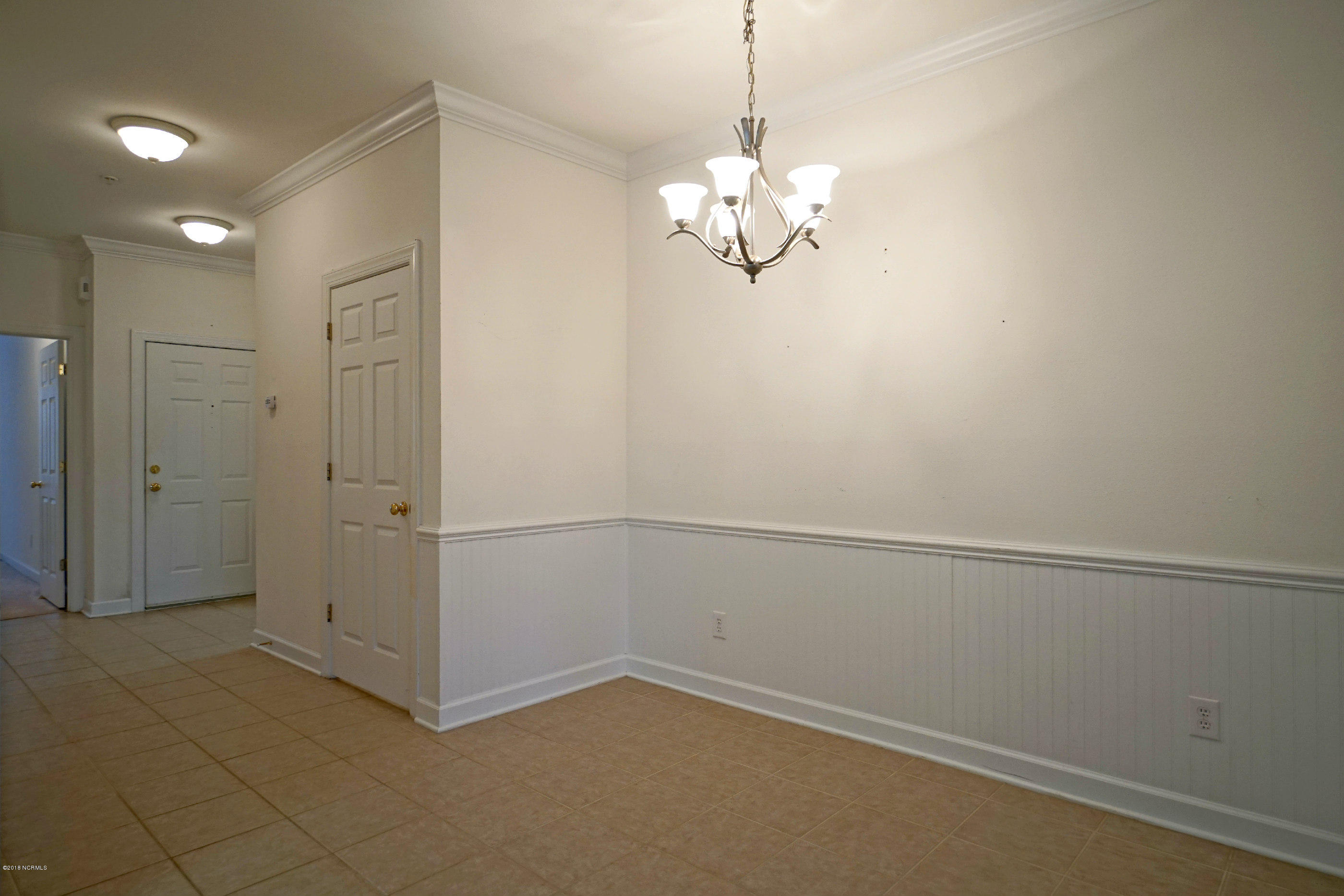 172 Clubhouse Road, Unit 2 Sunset Beach, NC 28468 - Photo 9 of 28 Dining