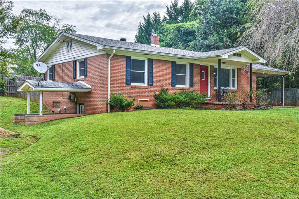 18 Long Cove Road Candler, NC 28715 - Photo 2 of 20 Gallery Image 2