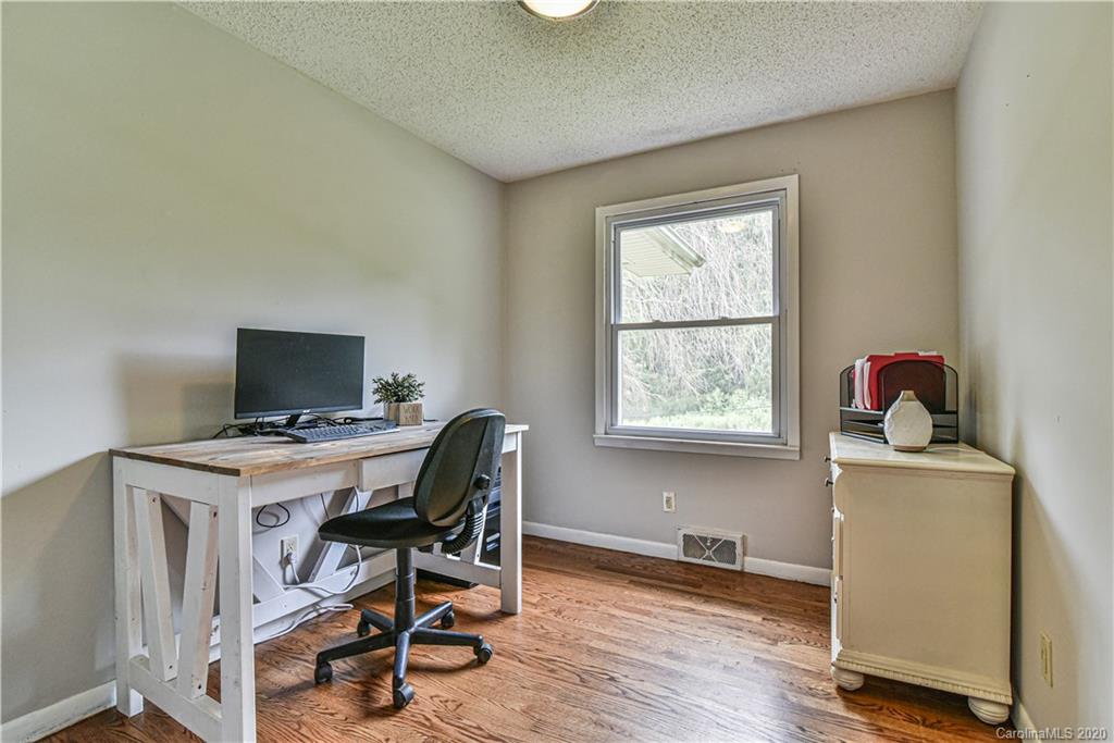 18 Long Cove Road Candler, NC 28715 - Photo 19 of 20 Gallery Image 19