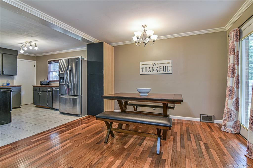 18 Long Cove Road Candler, NC 28715 - Photo 10 of 20 Gallery Image 10