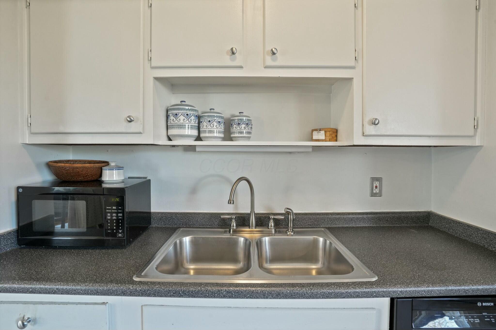 3510 Dempsey Road Westerville, OH 43081 - Photo 13 of 39 Kitchen