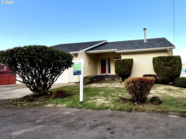 $470,000 | 315 West D Street, Rainier, OR 97048