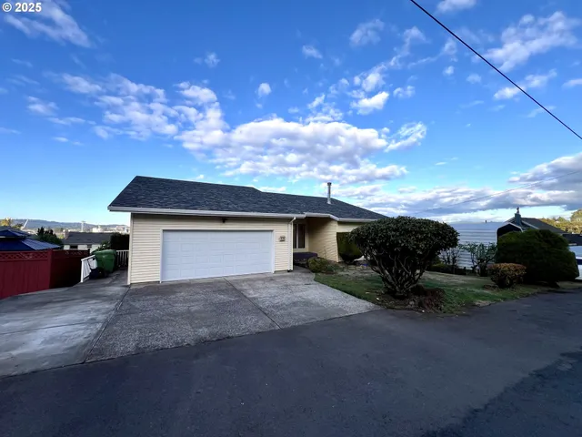 $515,000 | 315 West D Street, Rainier, OR 97048