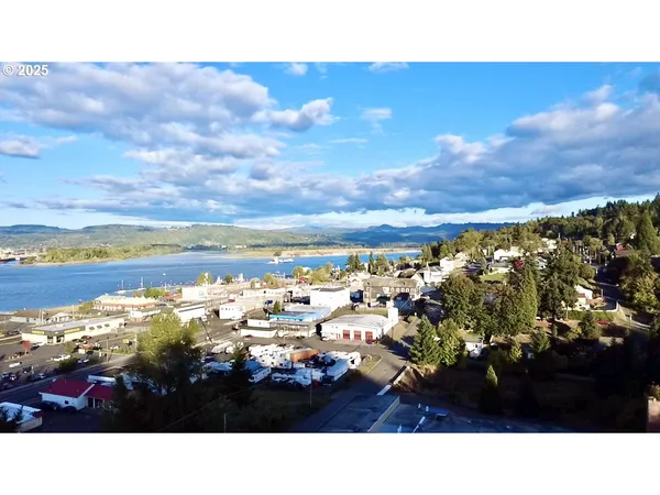 $470,000 | 315 West D Street, Rainier, OR 97048