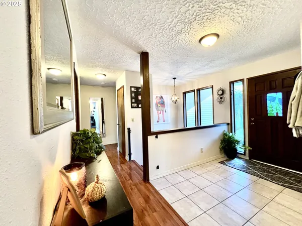 $470,000 | 315 West D Street, Rainier, OR 97048