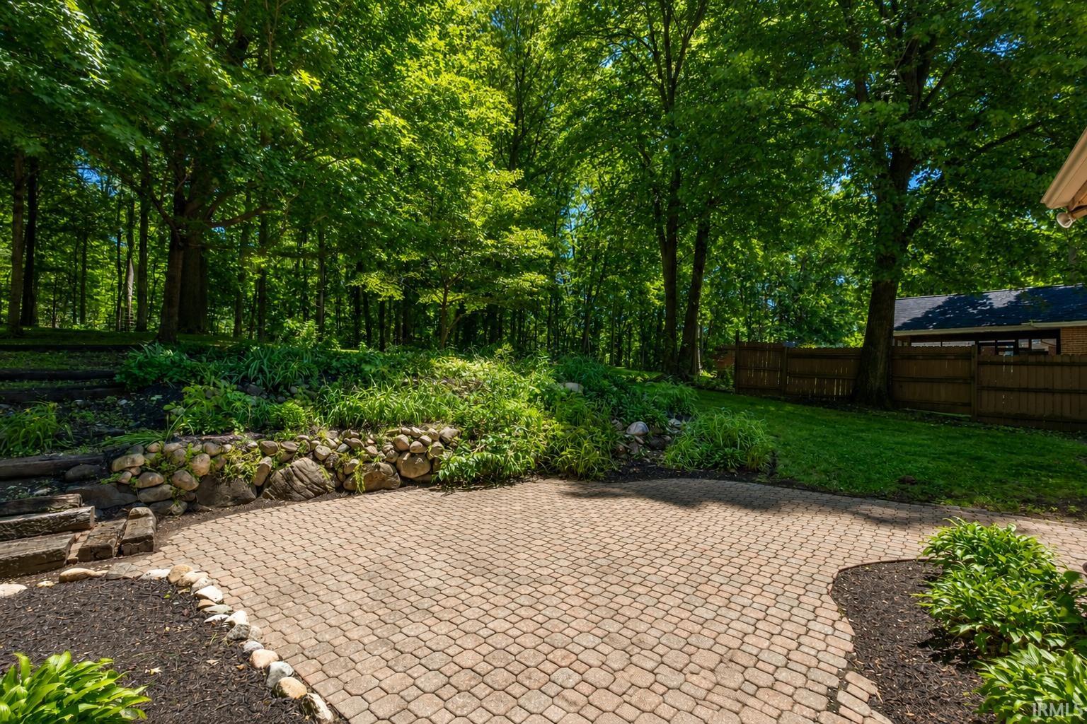 2012 Robb Road Warsaw, IN 46580 - Photo 10 of 42