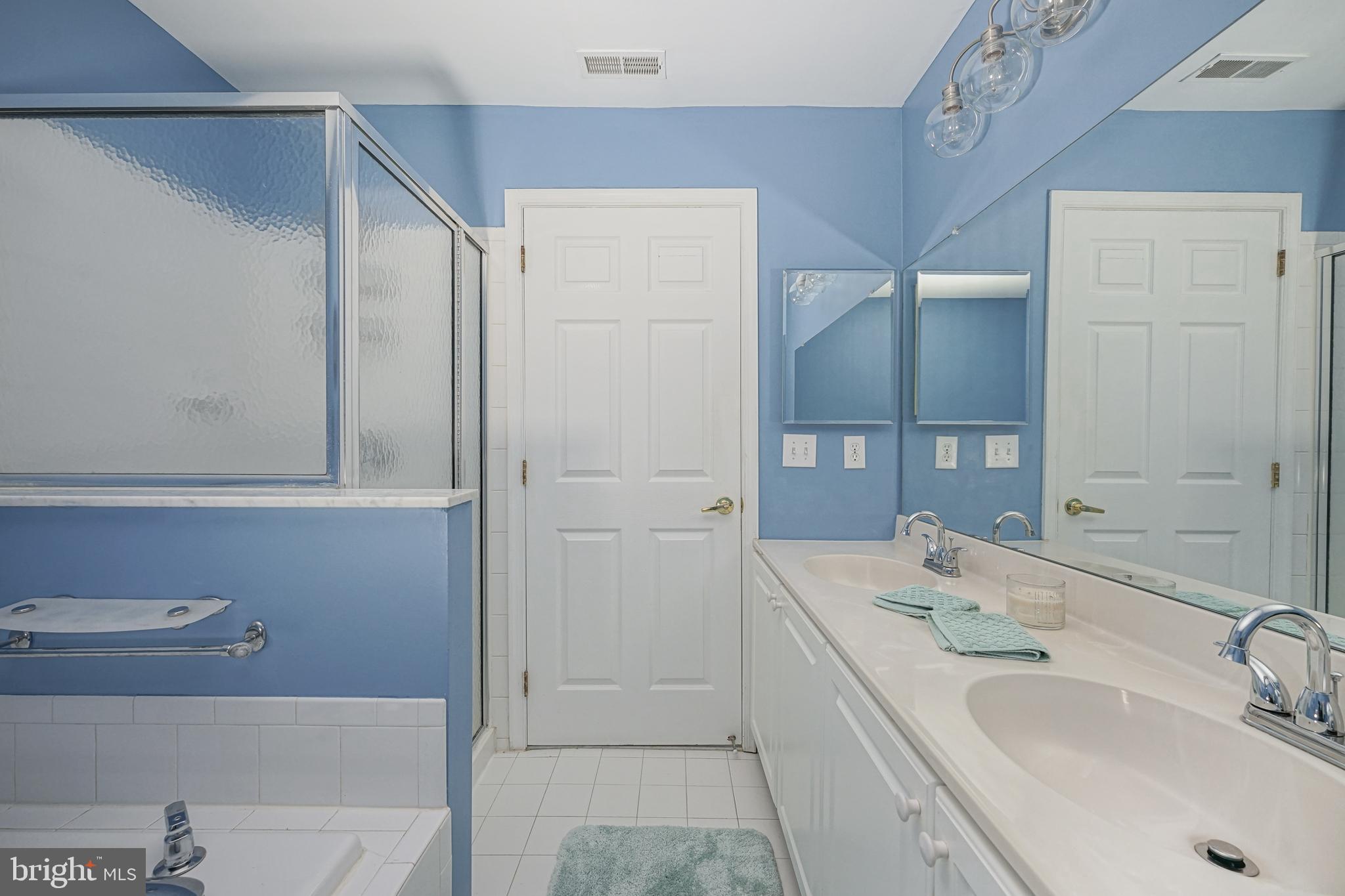 43 Chapel Hill Road Mount Laurel, NJ 08054 - Photo 31 of 40 Gallery Image 31