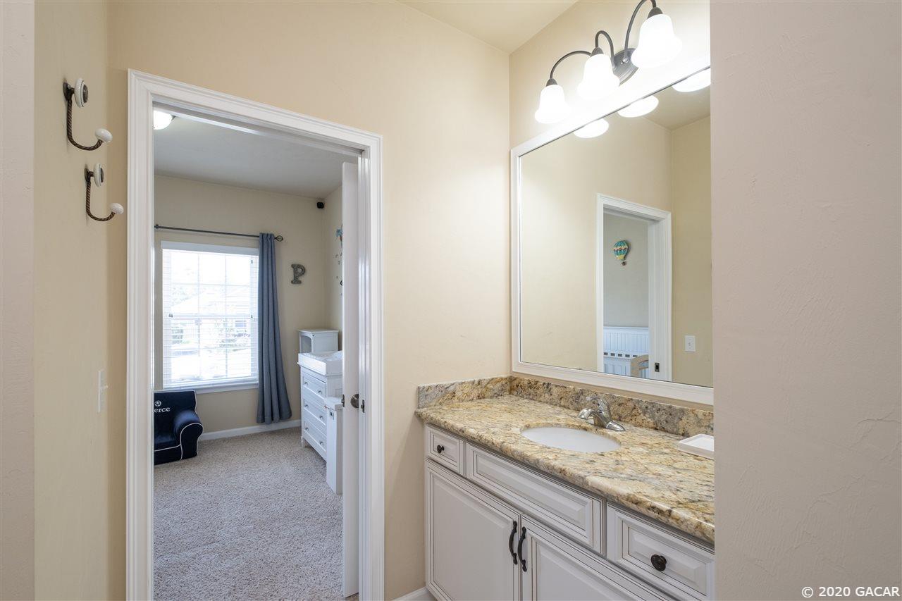 9876 Northwest 17th Road Gainesville, FL 32606 - Photo 14 of 24 Jack & Jill Bath