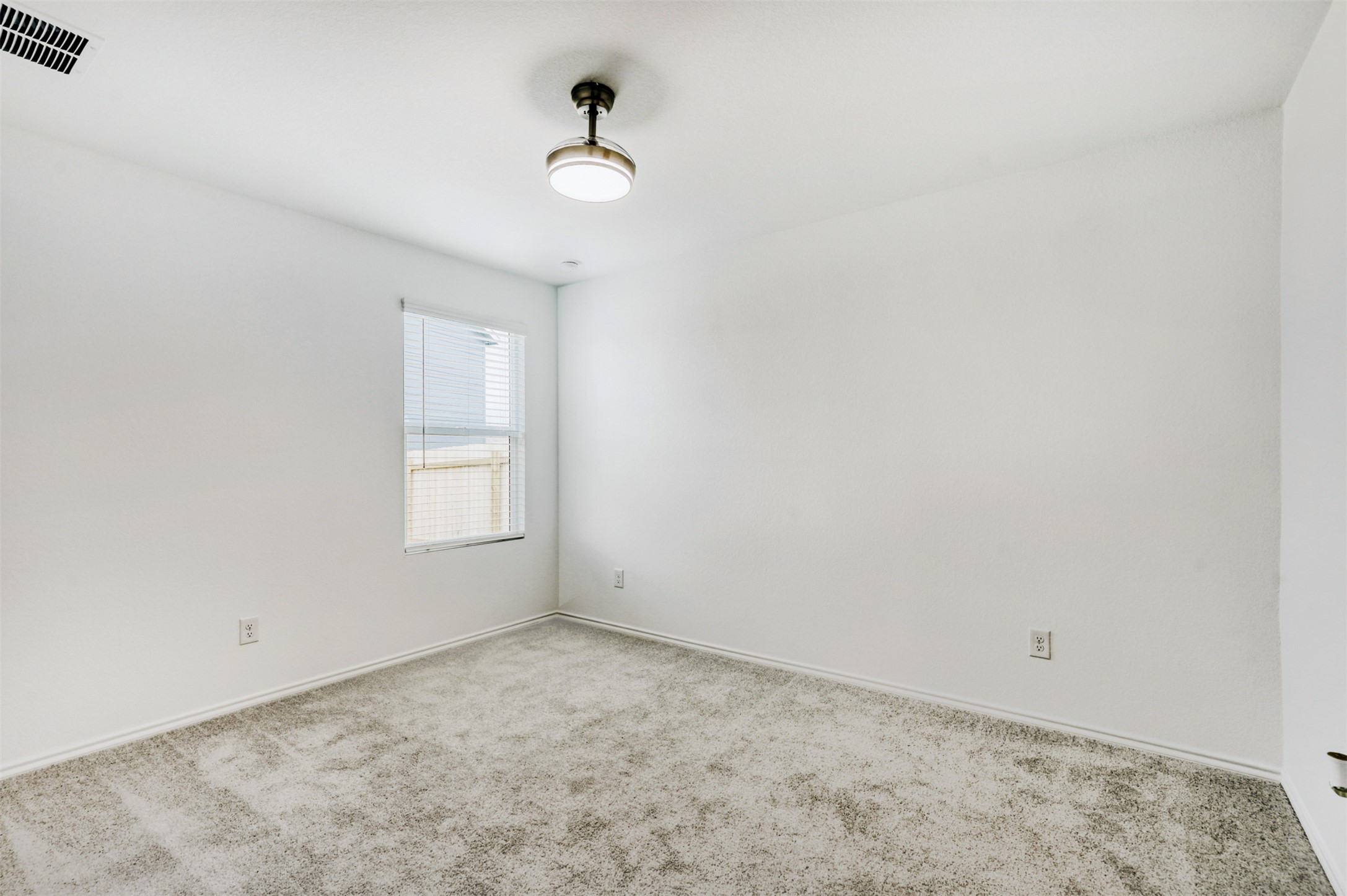 206 Kings Row Lane Jarrell, TX 76537 - Photo 17 of 19