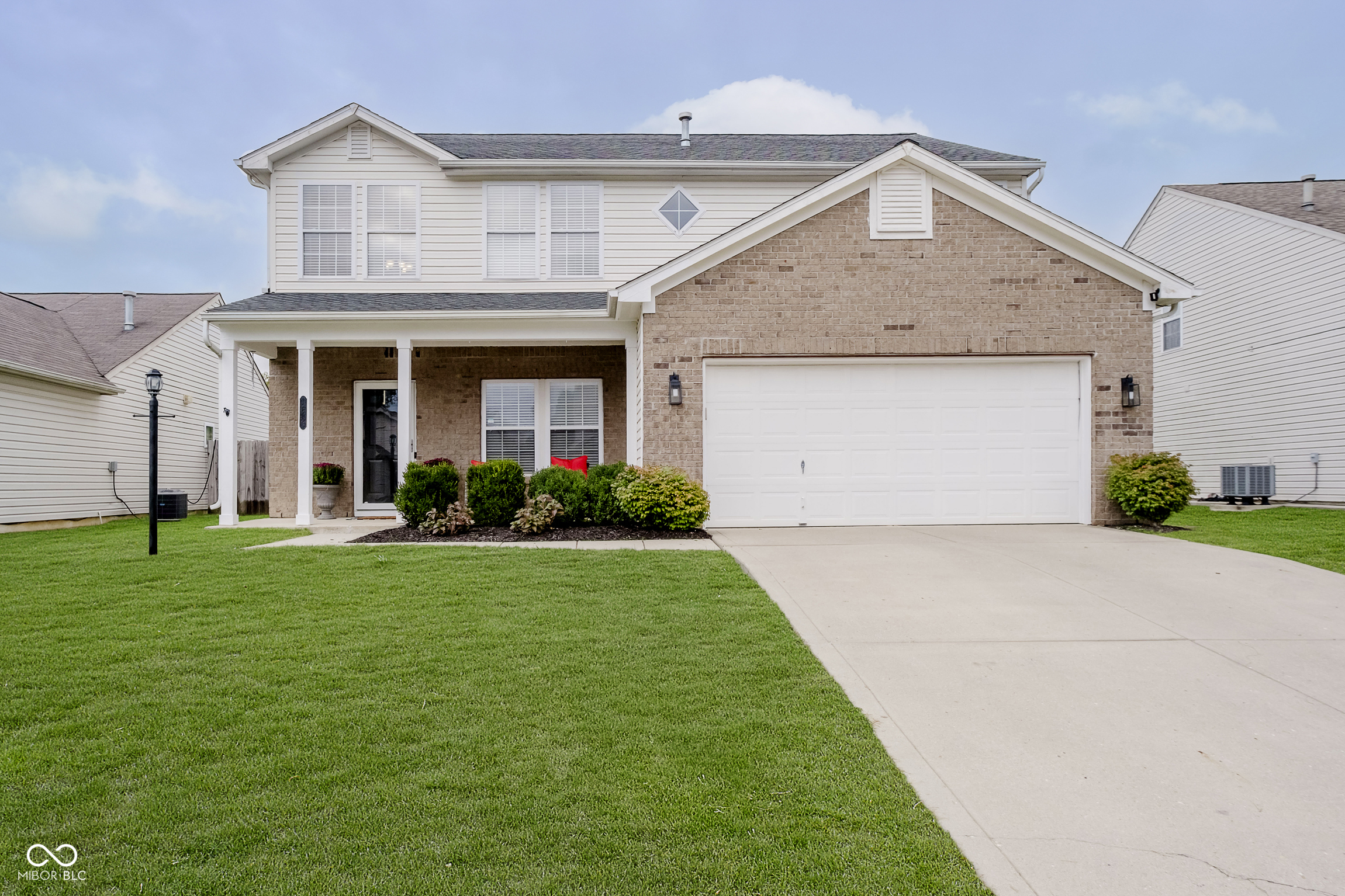 12253 Rambling Road Fishers, IN 46037 - Photo 1 of 32 Gallery Image 1