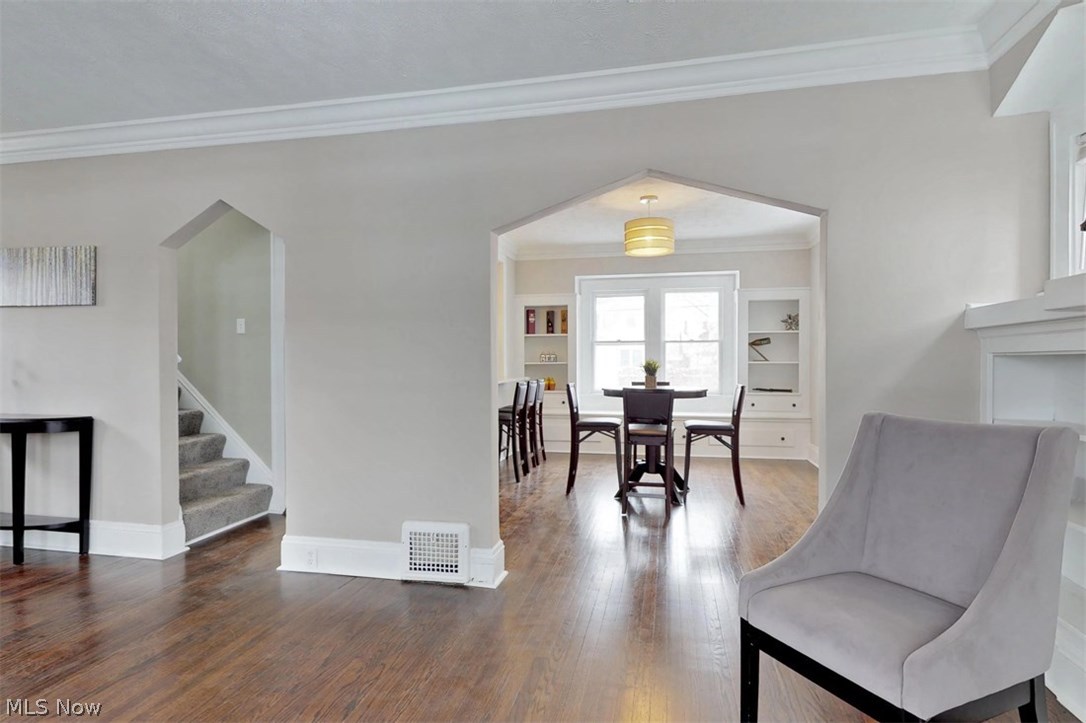 3309 Silsby Road Cleveland, OH 44118 - Photo 6 of 30 Gallery Image 6