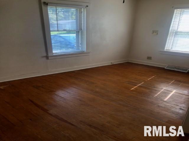 2361 Cincinnati Avenue Springfield, IL 62702 - Photo 5 of 14
