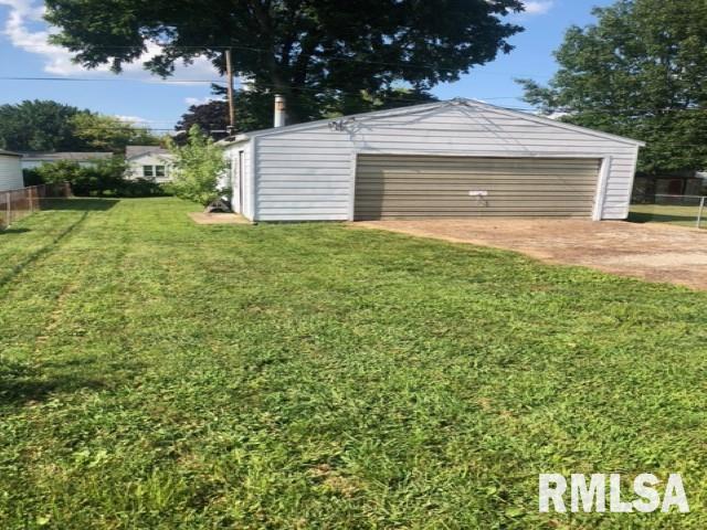 2361 Cincinnati Avenue Springfield, IL 62702 - Photo 10 of 14