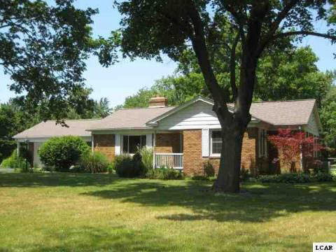 1350 East Oregon Road Adrian, MI 49221 - Photo 1 of 20 20101227.JPG