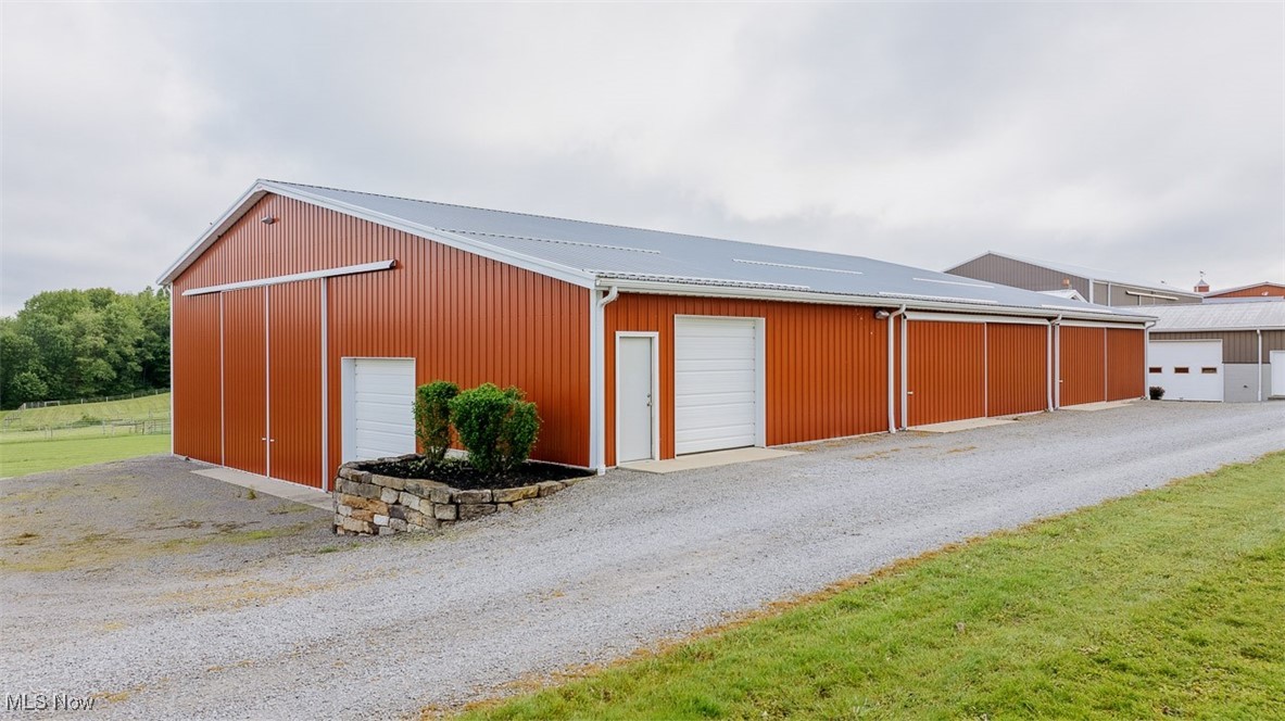 36328 Eagleton Road Lisbon, OH 44432 - Photo 45 of 49 View of garage