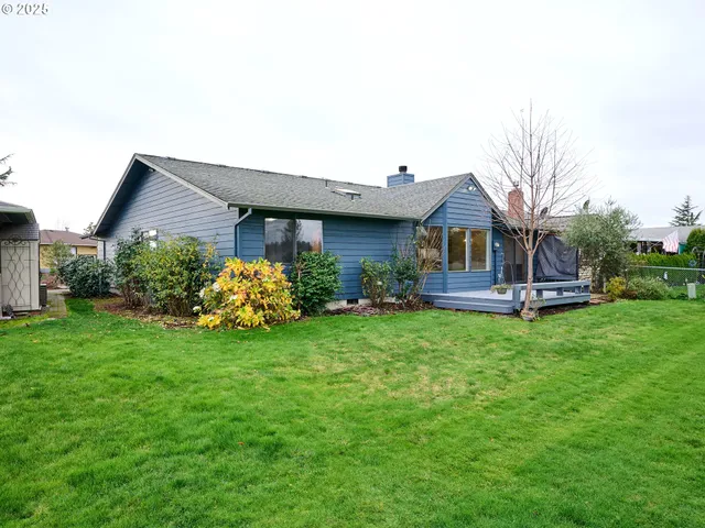 $422,000 | 2135 Country Club Terrace, Woodburn, OR 97071