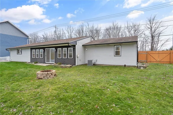 $370,000 | 290 County Rte 37, Hastings, NY 13036