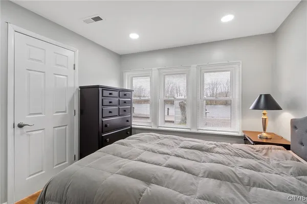 $399,900 | 290 County Rte 37, Central Square, NY 13036