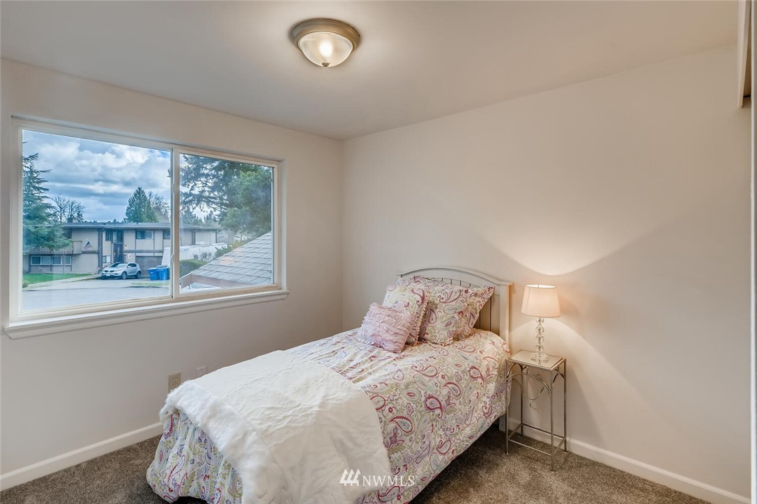 4434 Northeast 23rd Court Renton, WA 98059 - Photo 16 of 25 Gallery Image 16