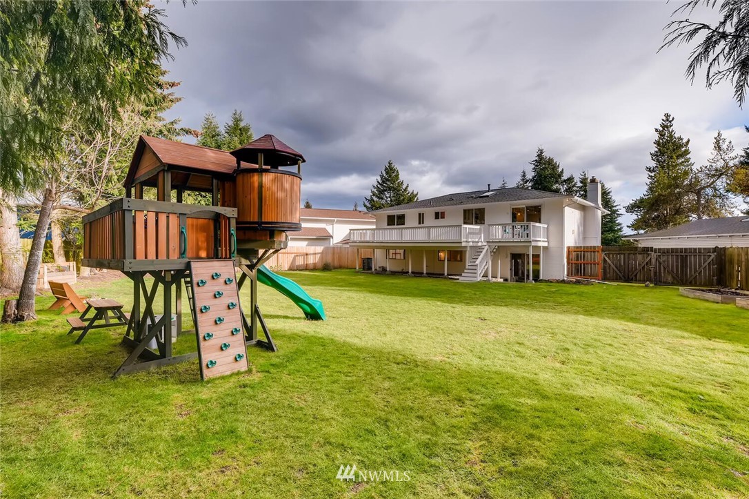 4434 Northeast 23rd Court Renton, WA 98059 - Photo 24 of 25 Gallery Image 24