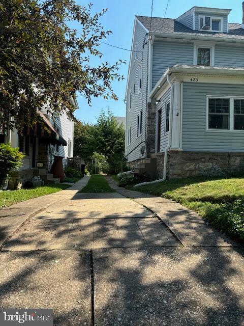 423 Spruce Avenue Upper Darby, PA 19082 - Photo 2 of 22