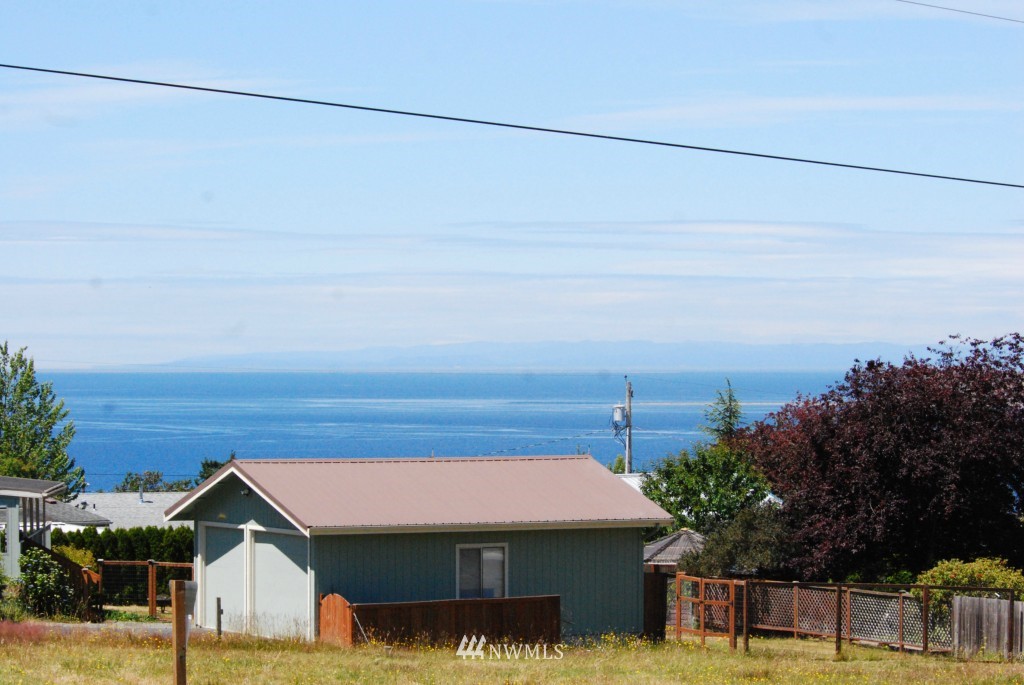272 Goss Road Port Townsend, WA 98368 - Photo 2 of 8 Gallery Image 2