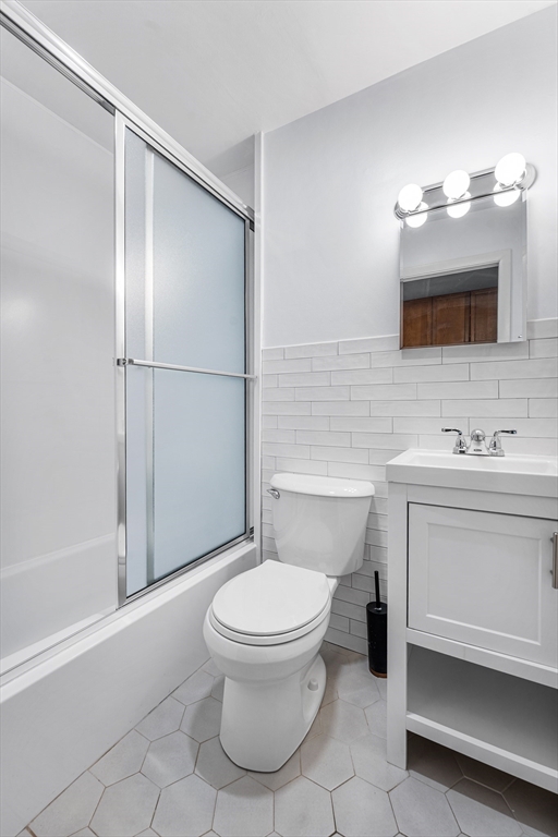 26 Unity Street, Unit 2 Boston, MA 02113 - Photo 11 of 20