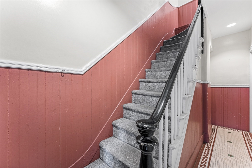 26 Unity Street, Unit 2 Boston, MA 02113 - Photo 16 of 20