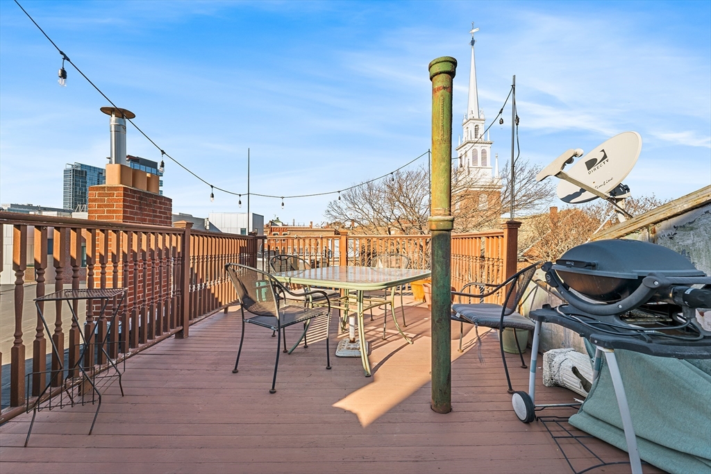 26 Unity Street, Unit 2 Boston, MA 02113 - Photo 19 of 20